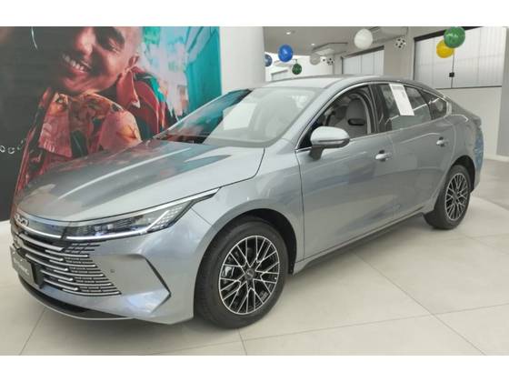 BYD KING 1.5 DM-I PHEV GS AUTOMÁTICO BYD KING 1.5 DM-I PHEV GS AUTOMÁTICO